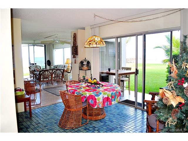 87-561 Farrington Highway  Unit 102