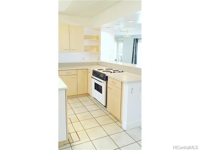 92-1023 Makakilo Drive  Unit 68