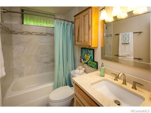 95-273 Waikalani Drive  Unit D402