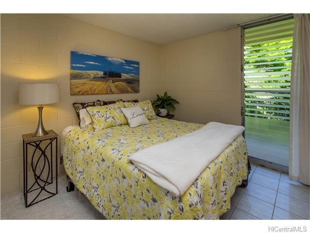 95-273 Waikalani Drive  Unit D402
