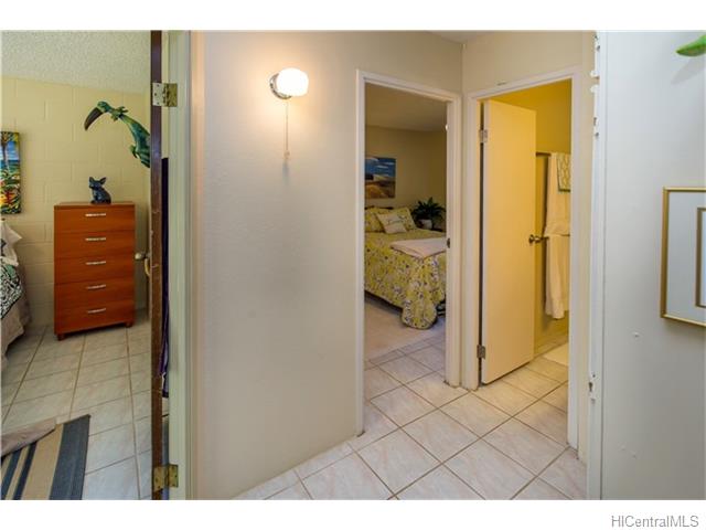 95-273 Waikalani Drive  Unit D402