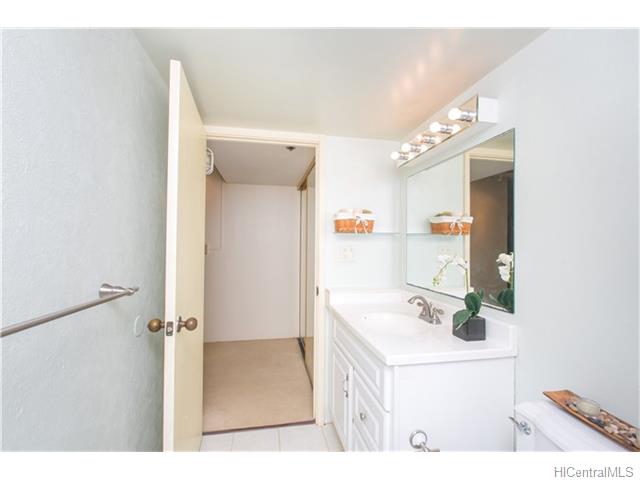 1088 Bishop Street  Unit 2001