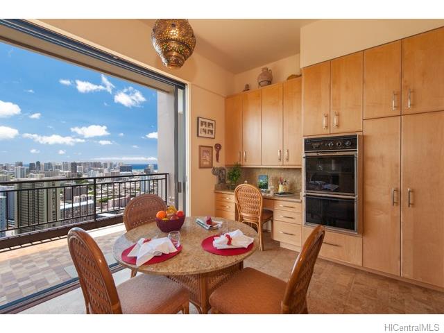 1010 Wilder Avenue  Unit PHW