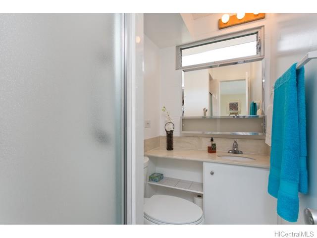 2575 Kuhio Avenue  Unit 1702