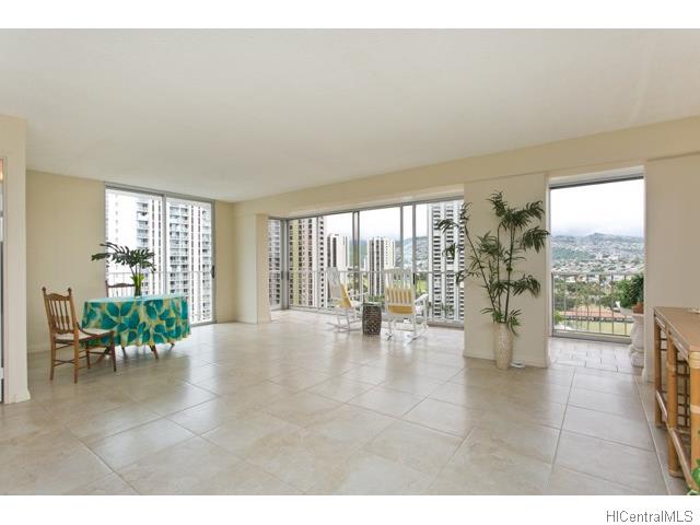 2575 Kuhio Avenue  Unit 1702