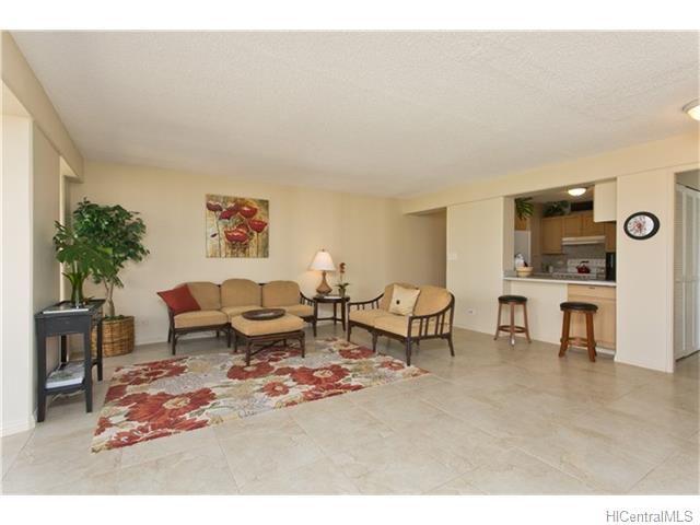 2575 Kuhio Avenue  Unit 1702