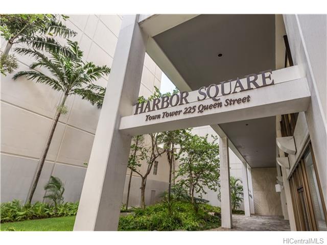 225 Queen Street  Unit 14A