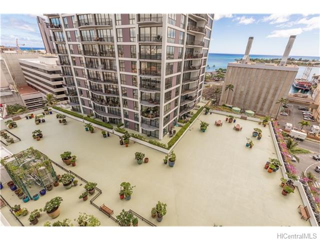 225 Queen Street  Unit 14A