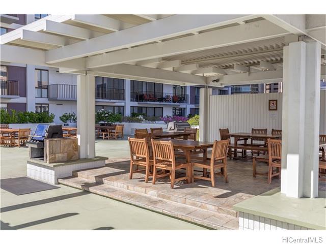 225 Queen Street  Unit 14A