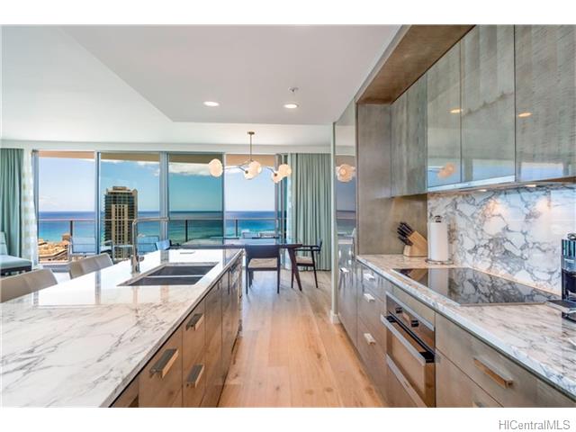 383 Kalaimoku Street  Unit 3307