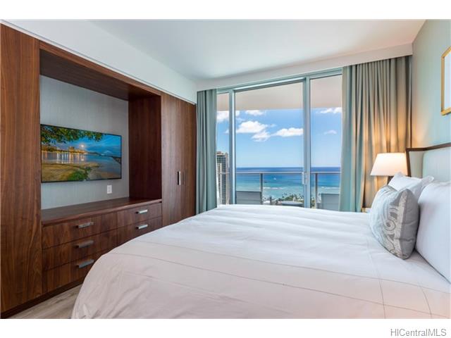 383 Kalaimoku Street  Unit 3307