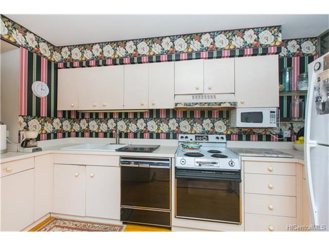 500 University Avenue  Unit 320