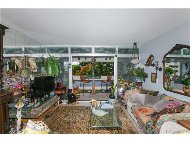 500 University Avenue  Unit 320