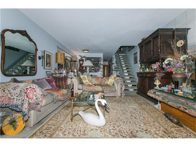 500 University Avenue  Unit 320