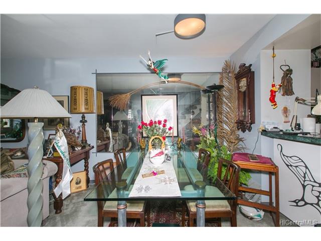 500 University Avenue  Unit 320