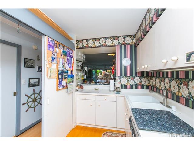 500 University Avenue  Unit 320