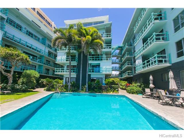 2957 Kalakaua Avenue  Unit 211