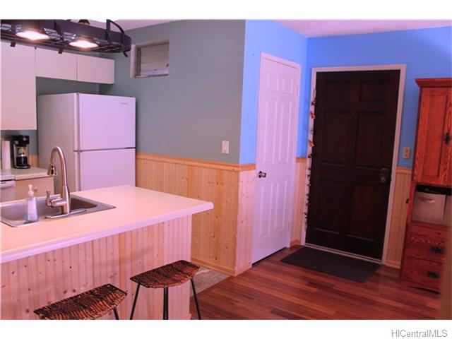 94-1063 Kaukahi Place  Unit B4