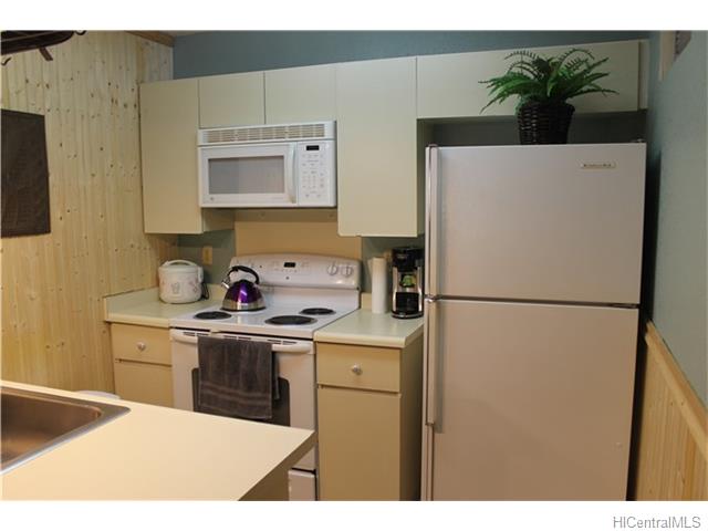 94-1063 Kaukahi Place  Unit B4