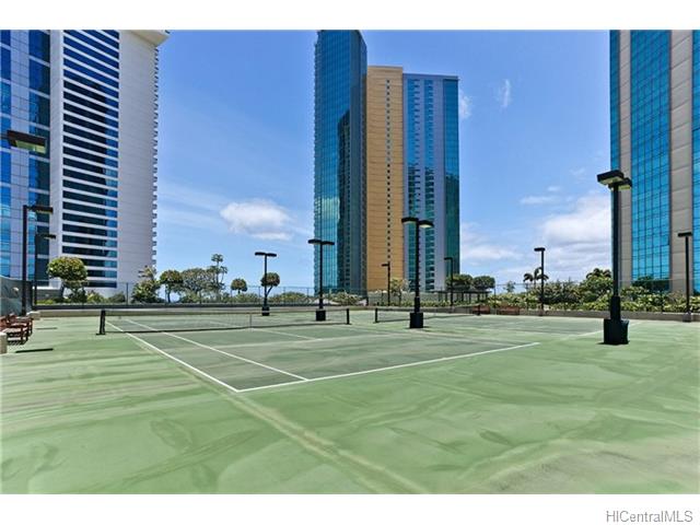 1177 Queen Street  Unit 3503