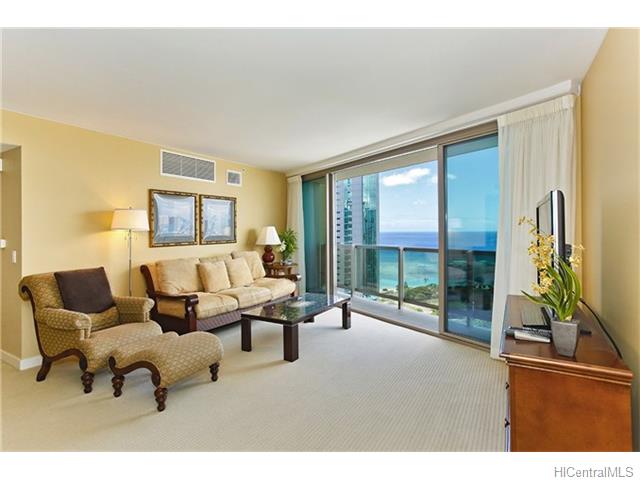 1177 Queen Street  Unit 3503