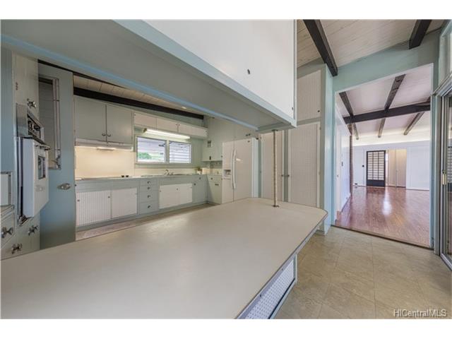 6085 Manukapu Place
