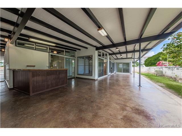 6085 Manukapu Place