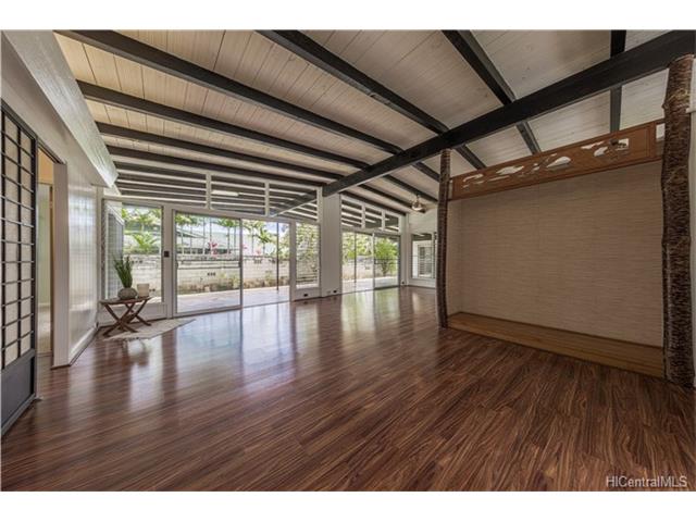 6085 Manukapu Place