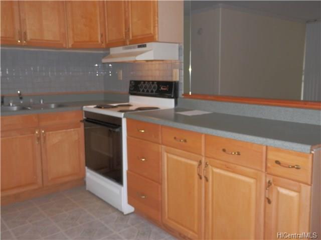 95-2044 Waikalani Place  Unit C102