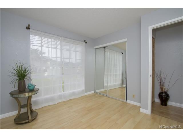 94-1451 Waipio Uka Street  Unit L106