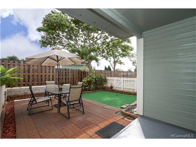 94-1451 Waipio Uka Street  Unit L106