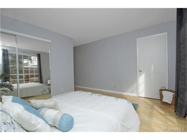 94-1451 Waipio Uka Street  Unit L106