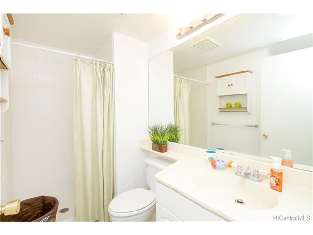 94-1451 Waipio Uka Street  Unit L106