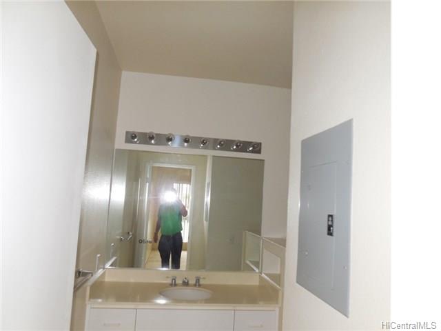 91-525 Puamaeole Street  Unit 37R