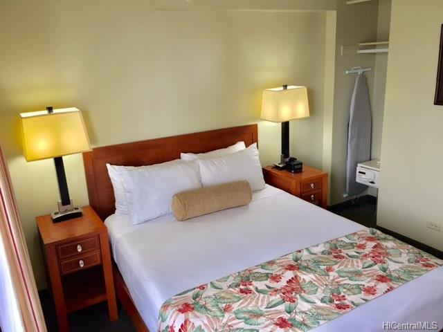 2427 Kuhio Avenue  Unit 1403