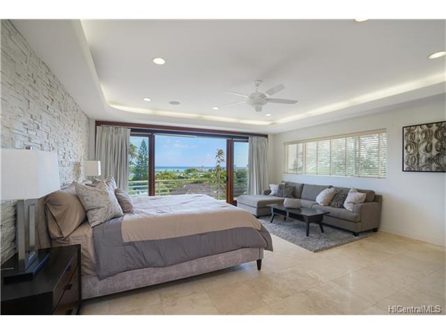5984 Kalanianaole Highway