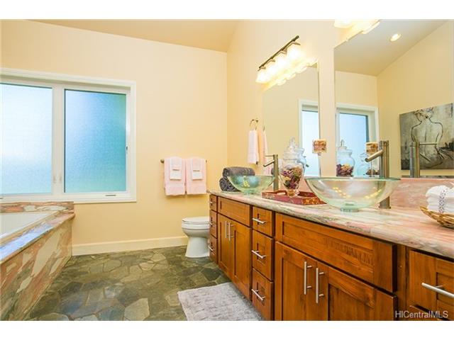54-327 Kamehameha Highway  Unit 1B