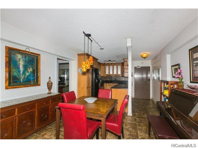 303 Liliuokalani Avenue  Unit 1104