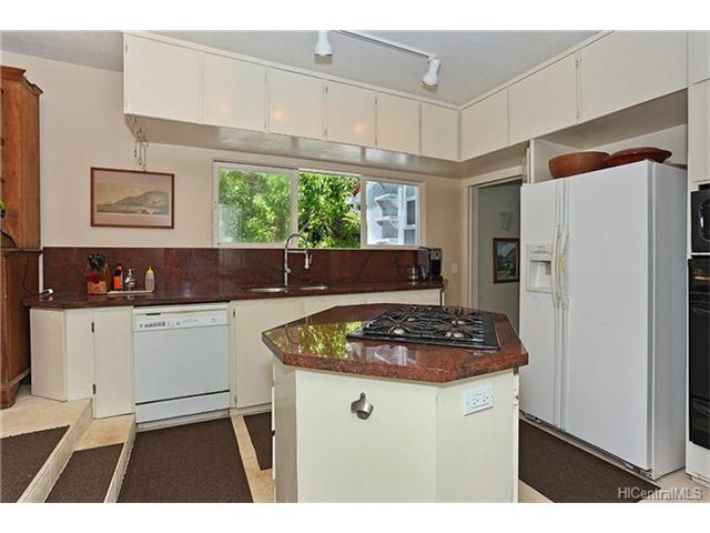 4074 Puu Eleele Place