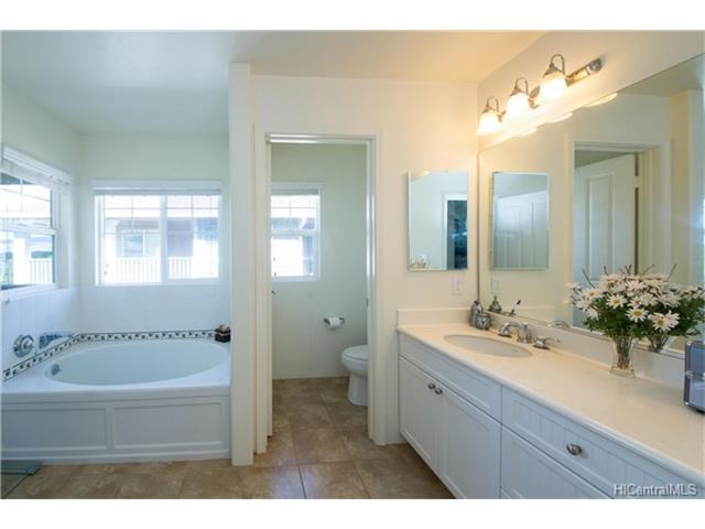 91-2079 Kaioli Street  Unit 1104