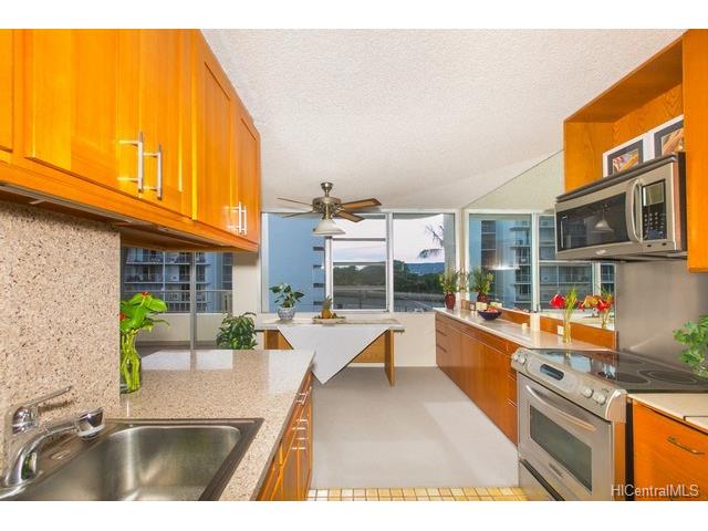 2825 S King Street  Unit 403