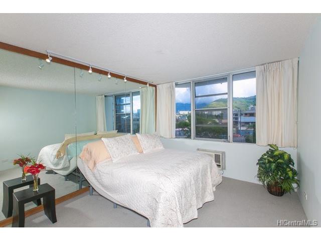 2825 S King Street  Unit 403