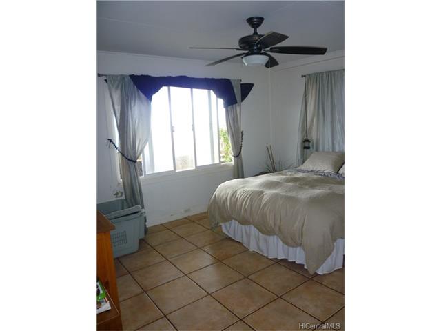 68-695 Farrington Highway