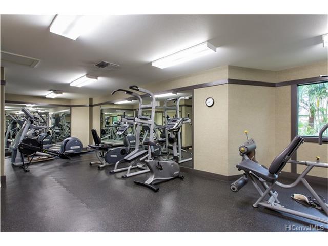 521 Hahaione Street  Unit 2/1F