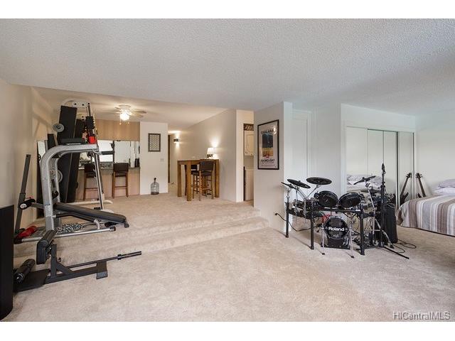 521 Hahaione Street  Unit 2/1F
