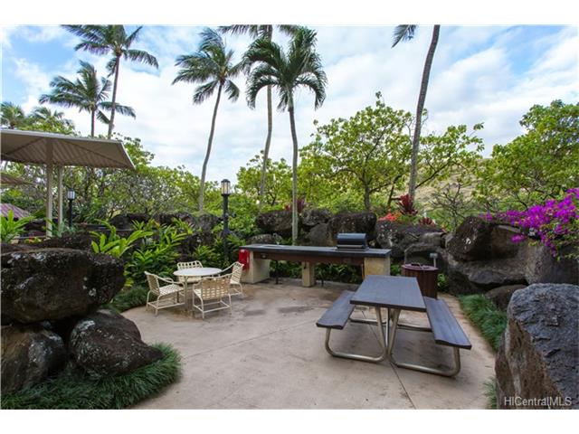521 Hahaione Street  Unit 2/1F