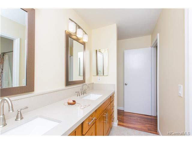 1015 Aoloa Place  Unit 217