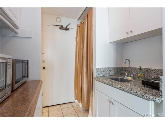 1920 Ala Moana Boulevard  Unit 712
