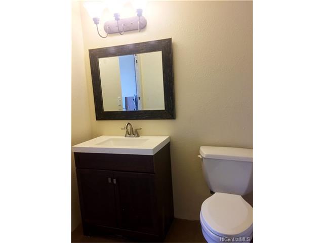95-2044 Waikalani Place  Unit C102