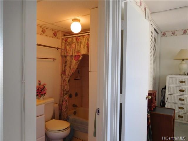 1909 Ala Wai Boulevard  Unit 804